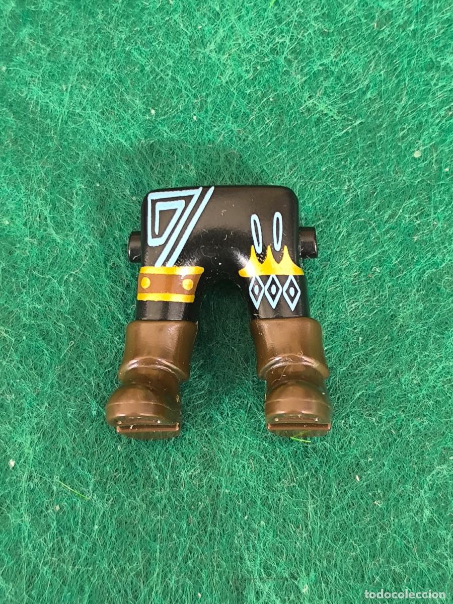 Playmobil: Playmobil piernas enano negras con adornos botas marr&oacute;n oscuro vikingos medieval elfos orcos