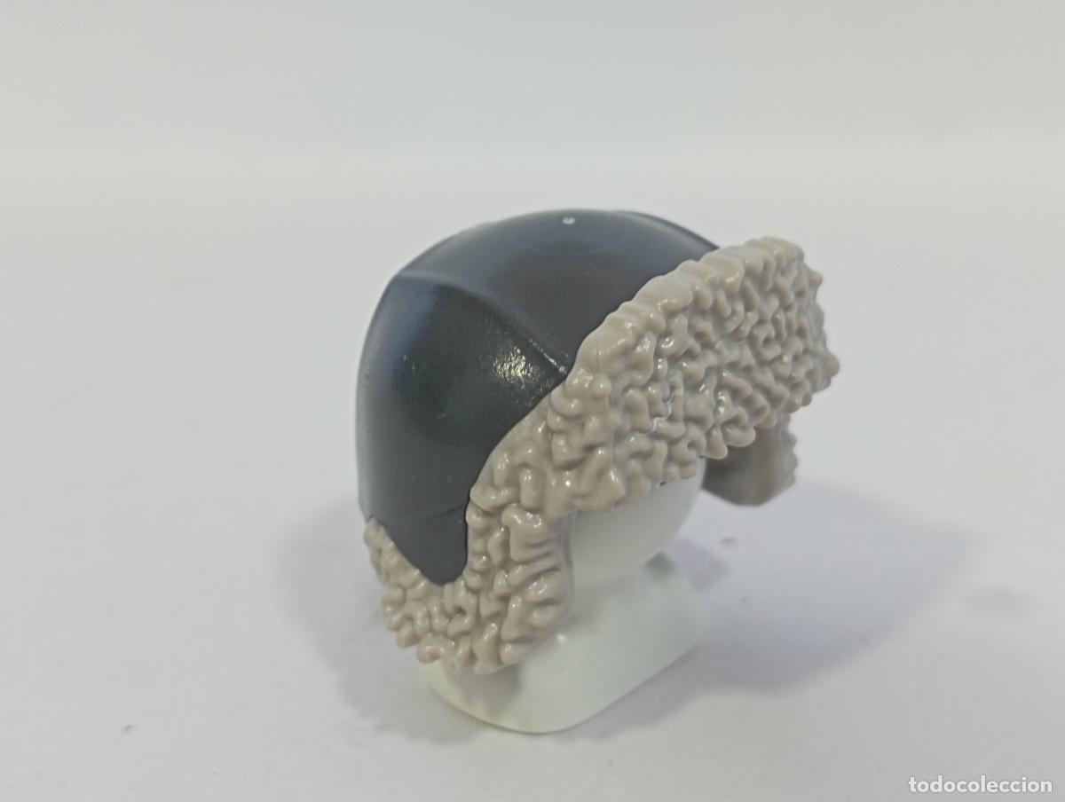 Playmobil: PLAYMOBIL GORRO DE PIEL ESQUIMAL VARIAS REF.- - Foto 1