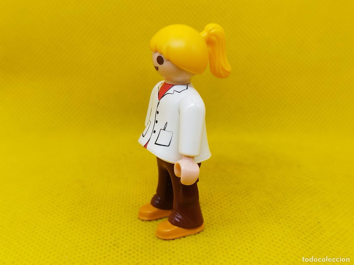 Playmobil: Playmobil Ni&ntilde;a con bata de laboratorio - Foto 2