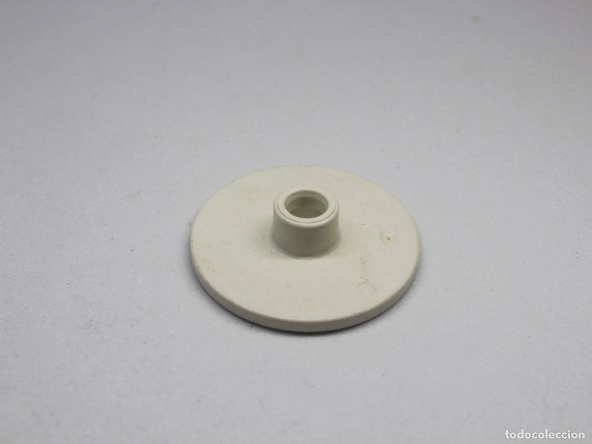 Playmobil: Accesorio Playmobil base circular soporte blanco - Foto 1