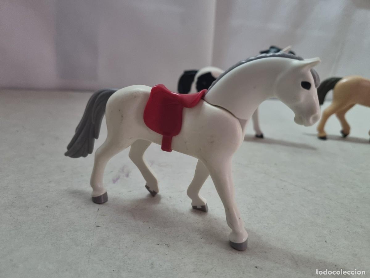 Playmobil: Lote de 4 caballos playmobil - Foto 3