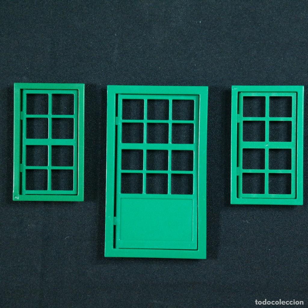 Playmobil: Playmobil puerta con 2 ventanas verdes ☼
