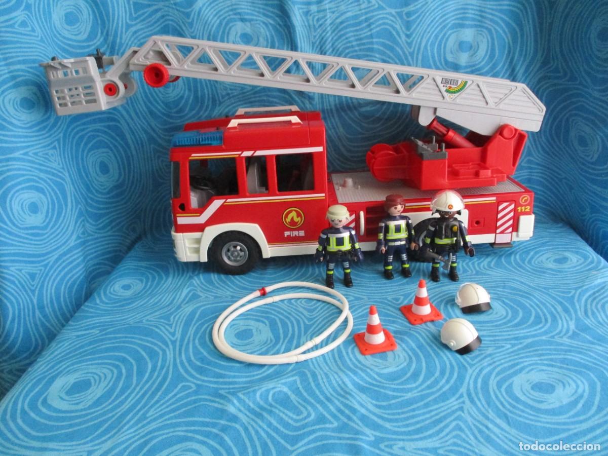 Playmobil: CAMION BOMBEROS MAS COMPLEMENTOS, LAS LUCES FUNCIONAN - Foto 2