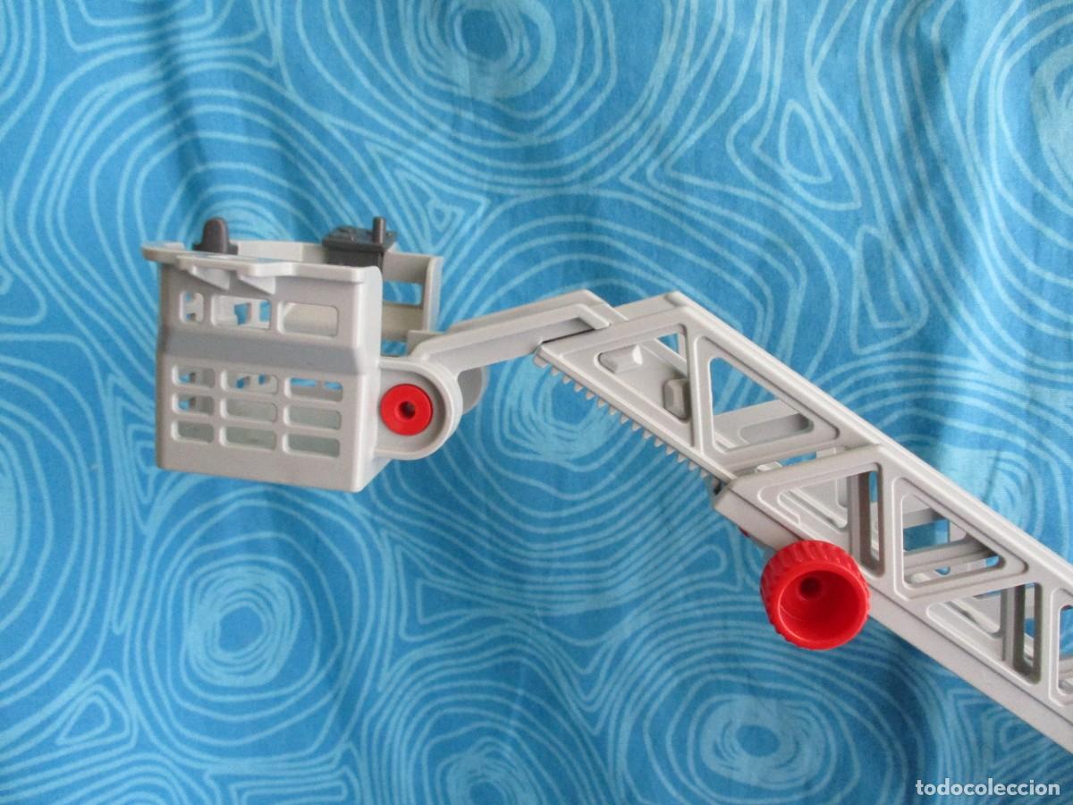Playmobil: CAMION BOMBEROS MAS COMPLEMENTOS, LAS LUCES FUNCIONAN - Foto 7
