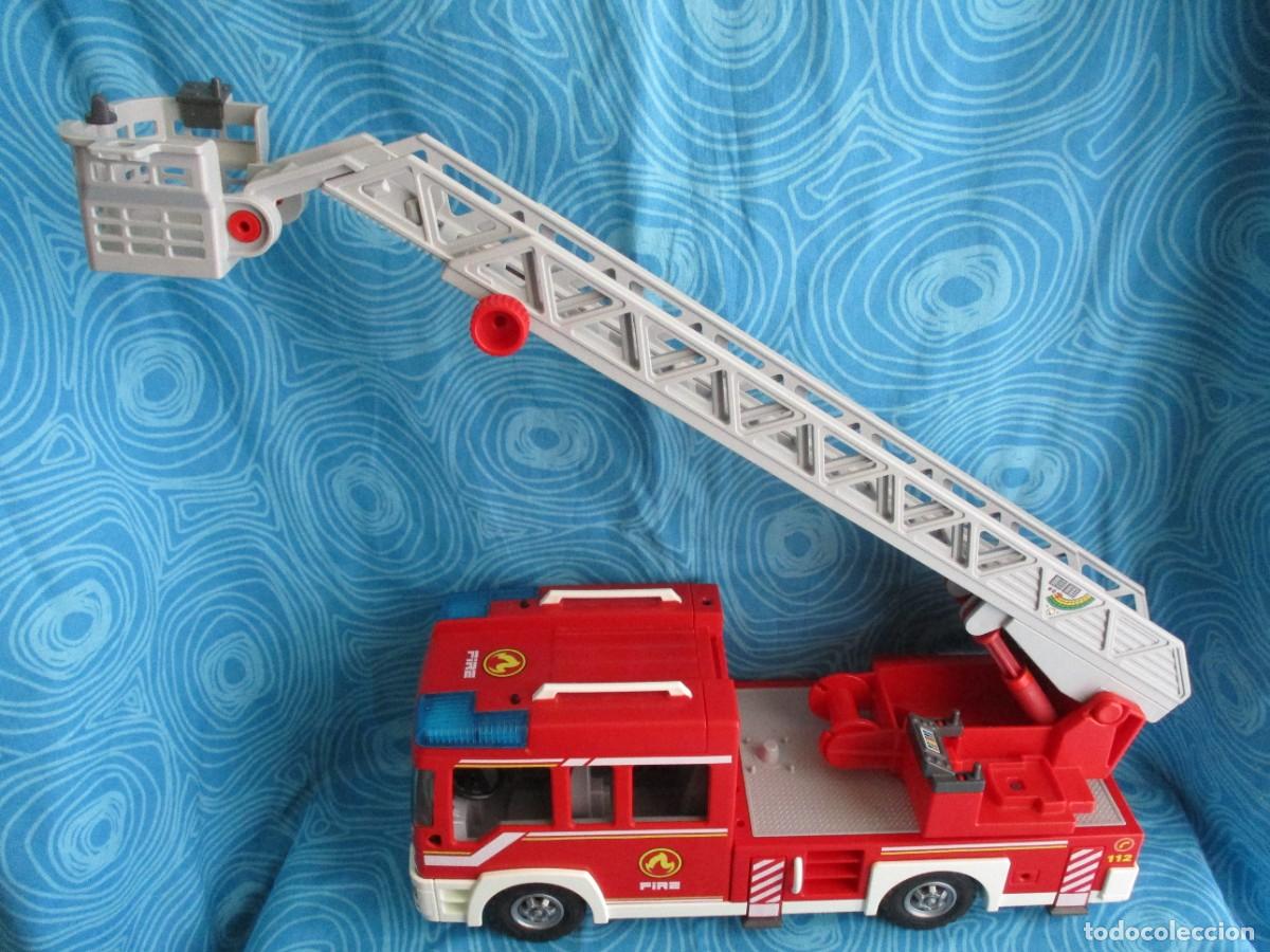 Playmobil: CAMION BOMBEROS MAS COMPLEMENTOS, LAS LUCES FUNCIONAN - Foto 8