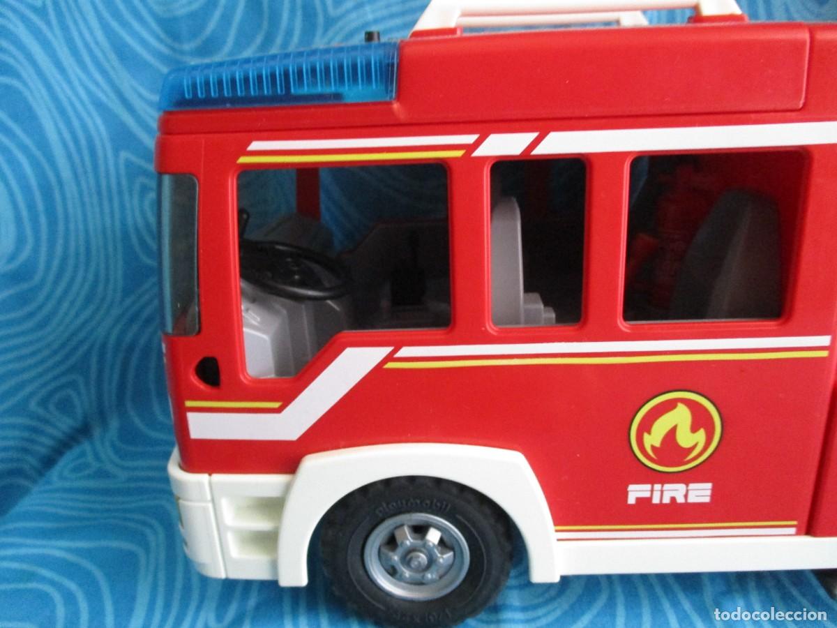 Playmobil: CAMION BOMBEROS MAS COMPLEMENTOS, LAS LUCES FUNCIONAN - Foto 9