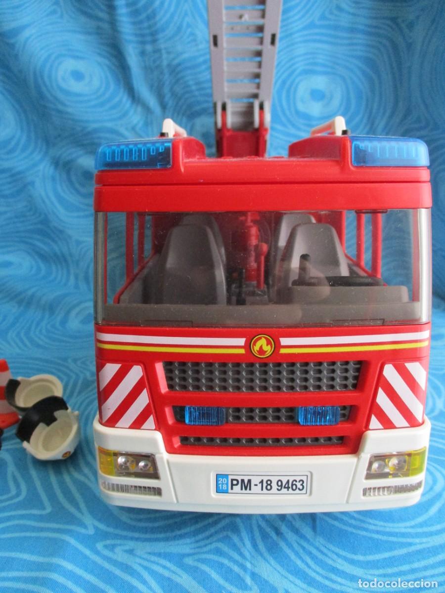 Playmobil: CAMION BOMBEROS MAS COMPLEMENTOS, LAS LUCES FUNCIONAN - Foto 16