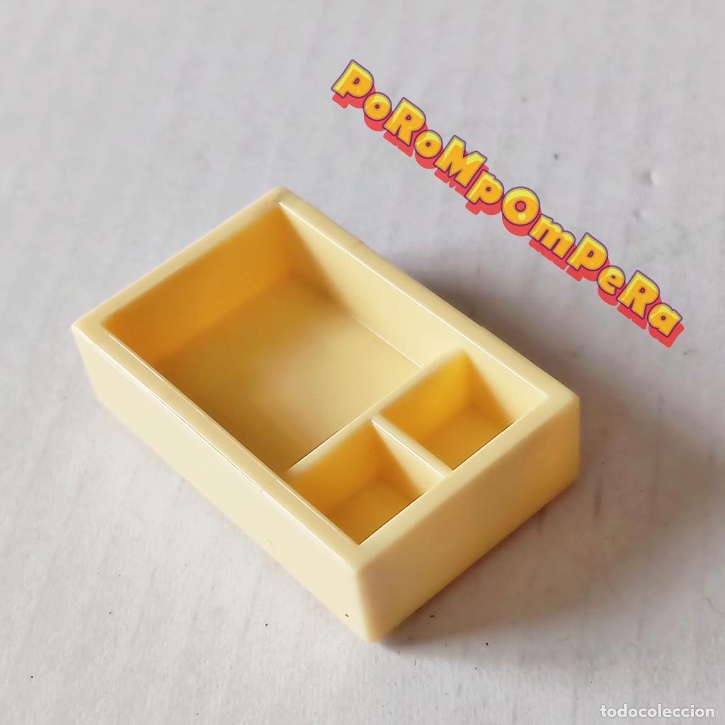 Playmobil: PLAYMOBIL CAJA RECTANGULAR CREMA COMPARTIMENTOS - SET/S POR DETERMINAR J3 - Foto 1
