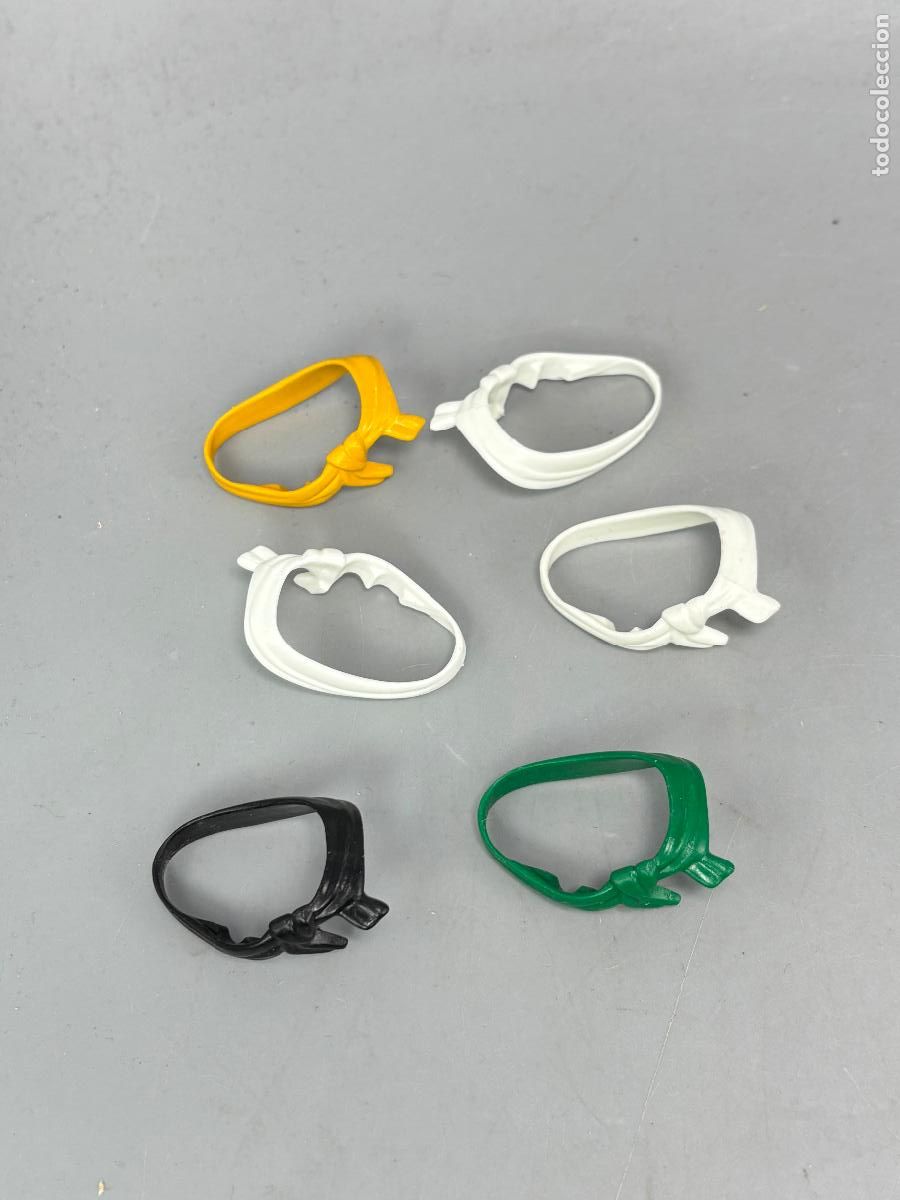 Playmobil: PLAYMOBIL lote bandolera porta objetos colgador arma