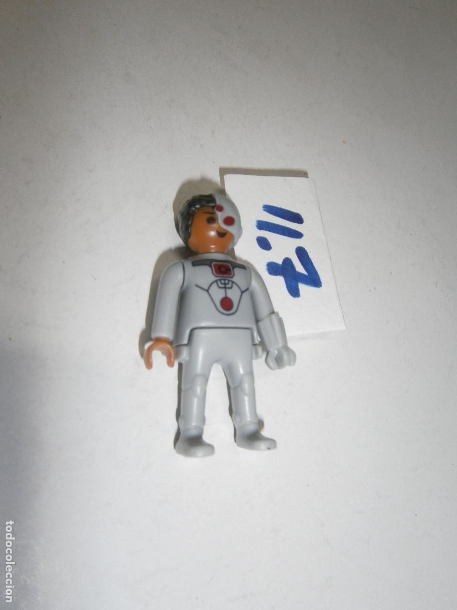 Playmobil: FIGURA DE ACCION - SUPER HEROE - CYBORG- PLAYMOBIL