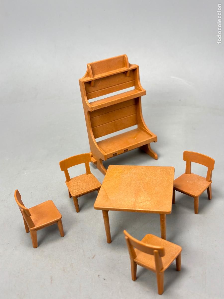 Playmobil: Playmobil mesa con silla y estanter&iacute;a oeste sal&oacute;n