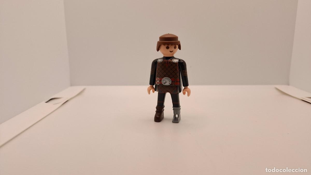 Playmobil: PLAYMOBIL MU&Ntilde;ECO VARIOS MEDIVAL VIKINGO CITY SEGUNDA MANO