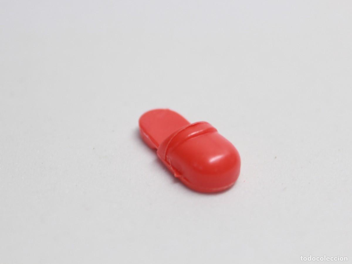 Accesorio playmobil zapato rojo figura