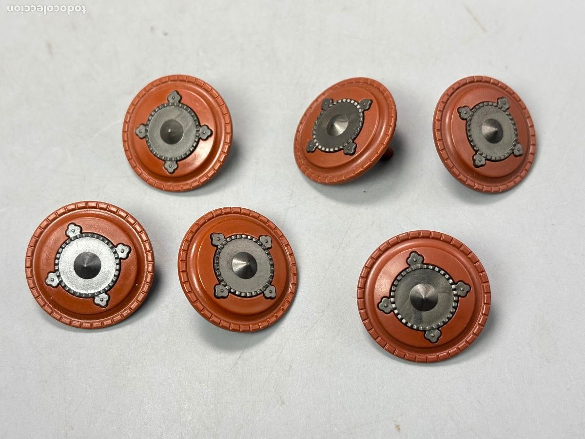 Playmobil: PLAYMOBIL lote escudo redondo marr&oacute;n