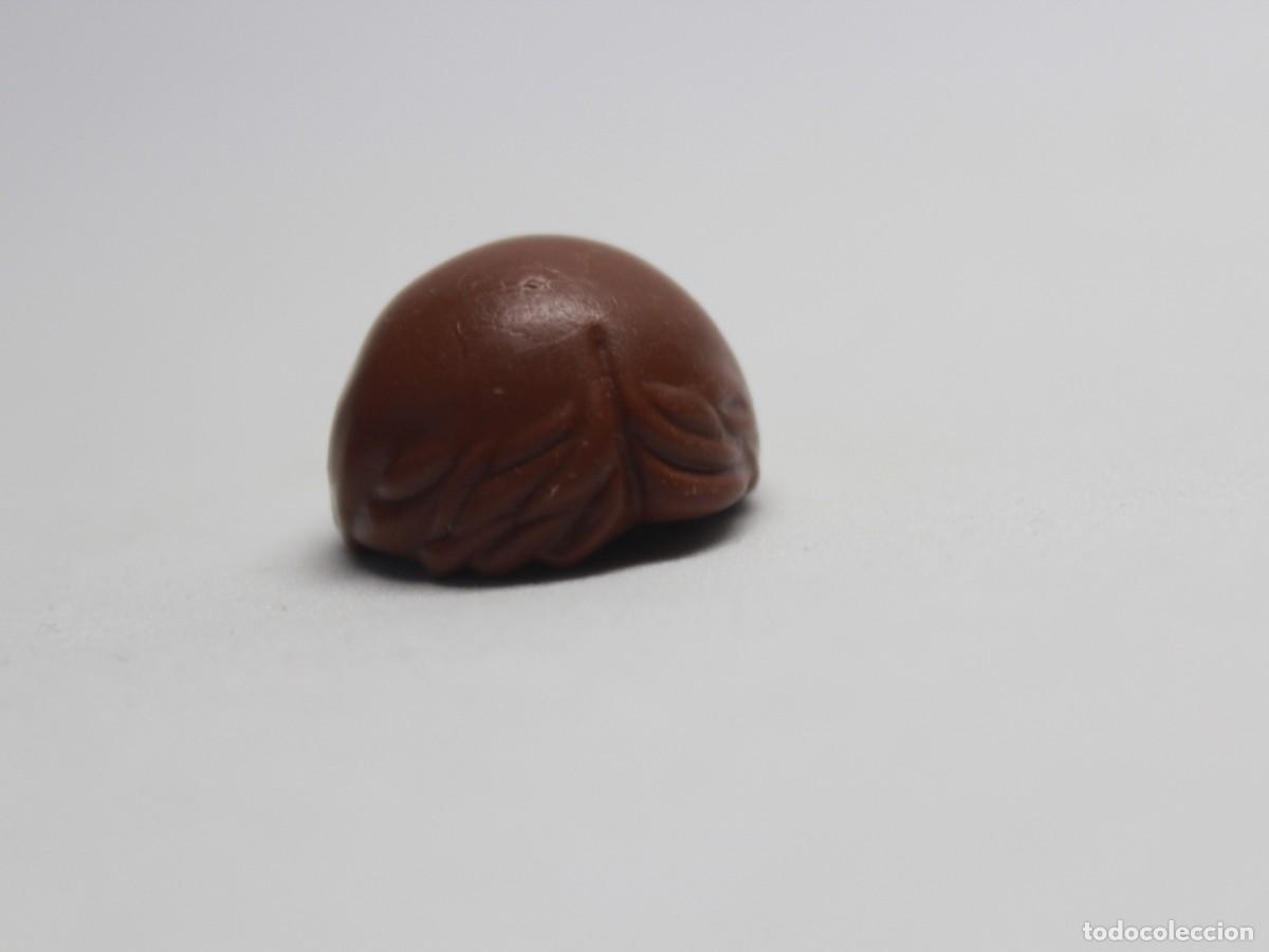 Playmobil: Pelo Playmobil marr&oacute;n corto cl&aacute;sico