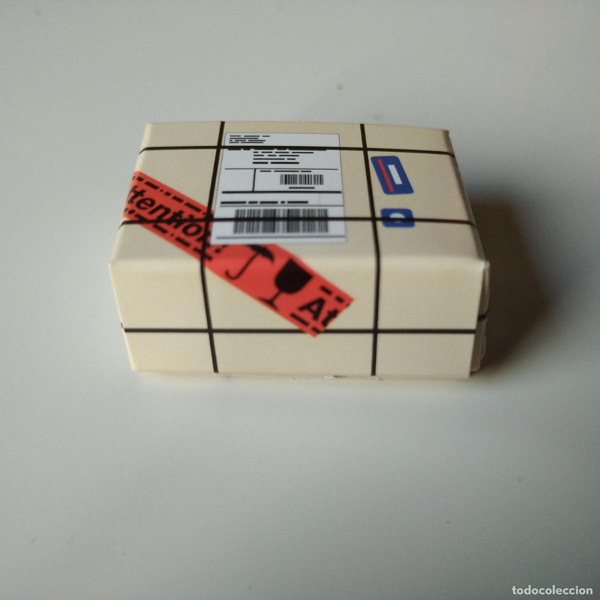 Playmobil: PLAYMOBIL CAJA DE CARTON CORREOS REGALOS CIUDAD