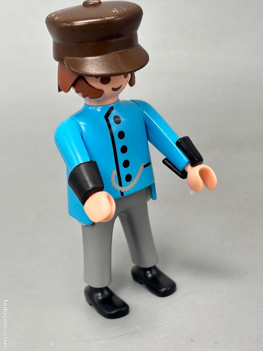 Playmobil: Playmobil 4005 4017 4019 maquinista tren con marcas de uso en sombrero