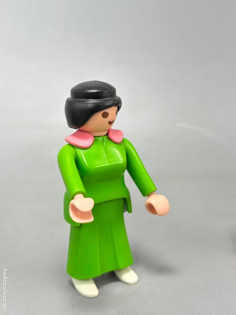 Playmobil: PLAYMOBIL figura mujer verde