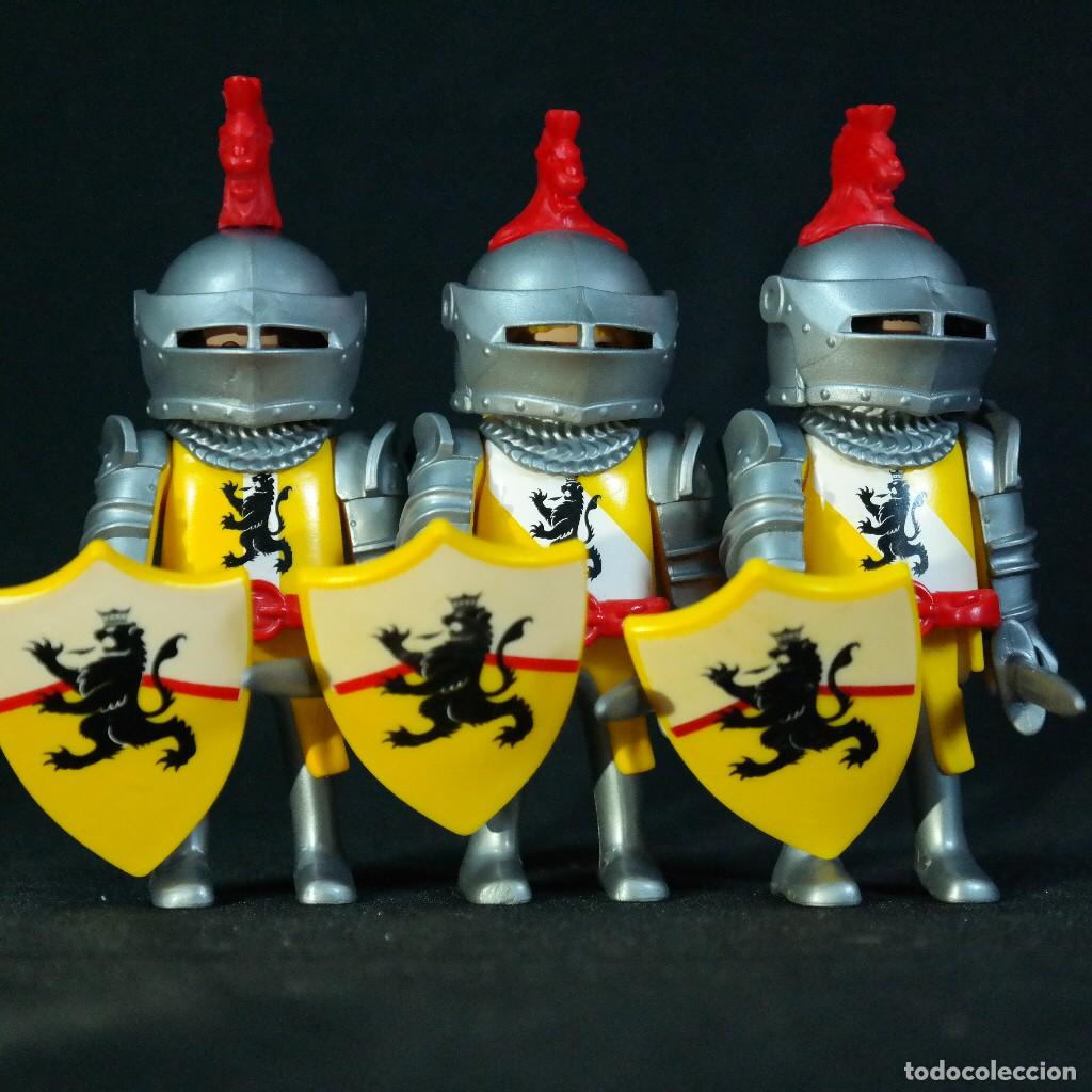 Playmobil: Playmobil 3 caballeros de leon medieval ☼
