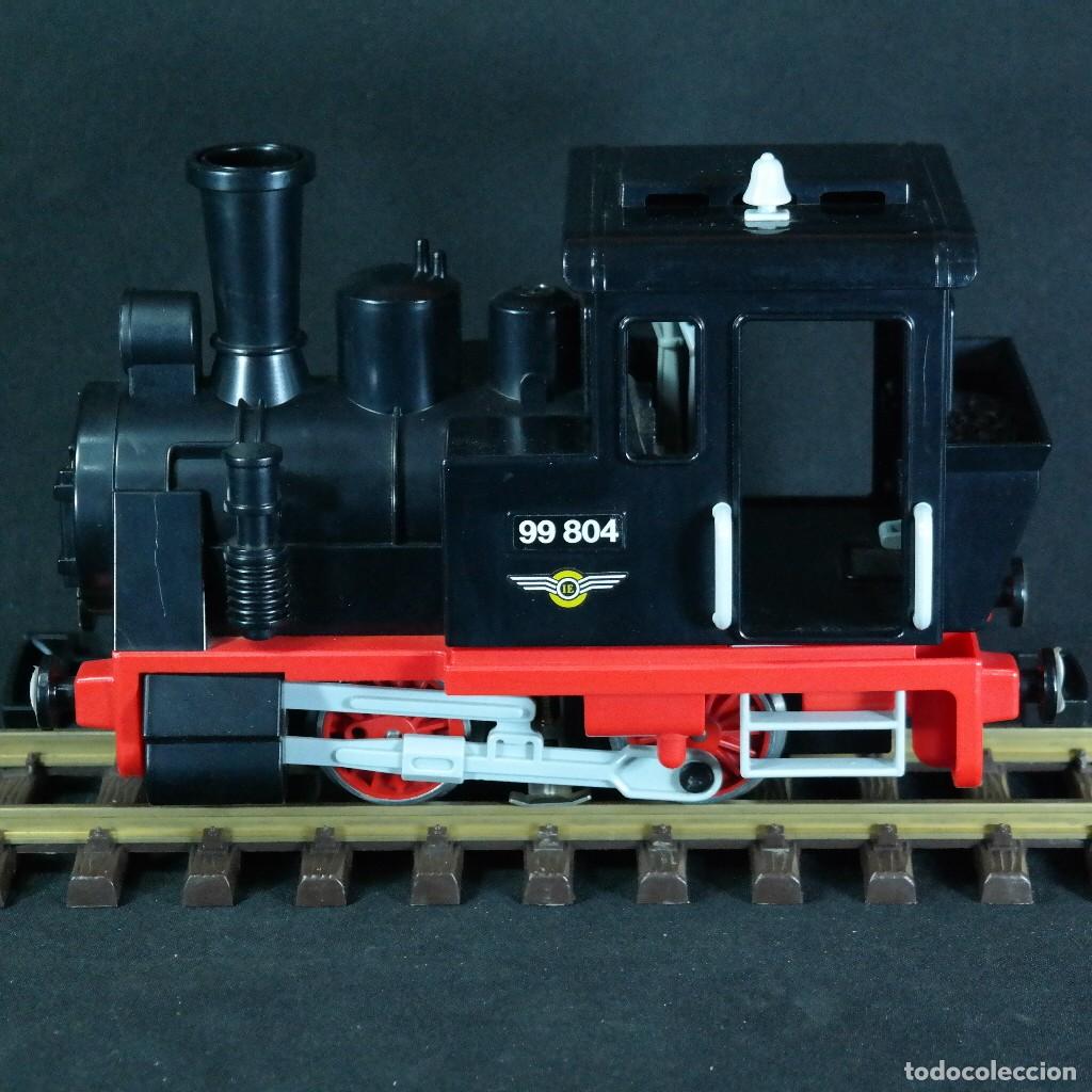 Playmobil: Playmobil locomotora con detalle (testeada) con via recta de metal ☼