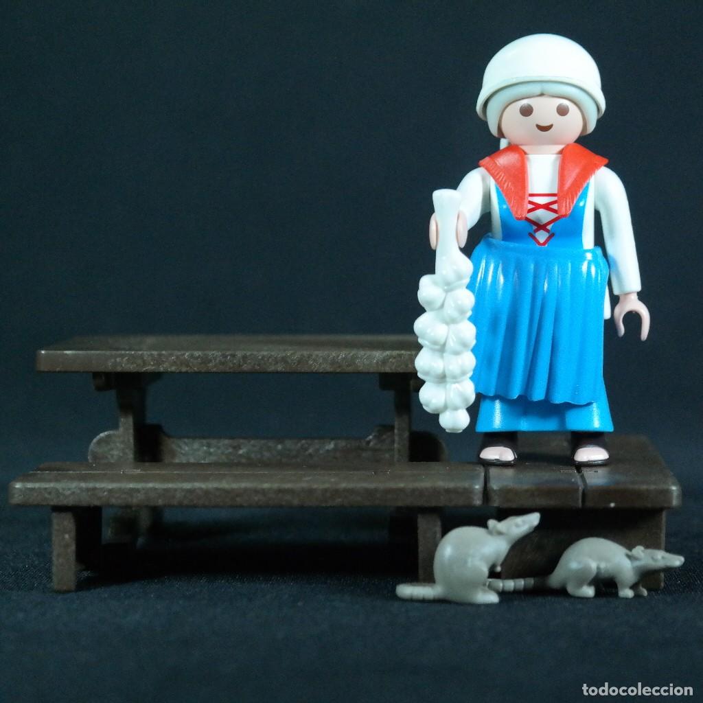 Playmobil: Playmobil abuela con mesa, ajo y ratas ☼