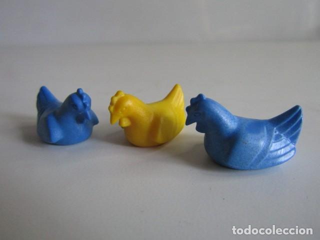 Playmobil: DIFICIL SET DE 3 GALLINAS AZULES Y AMARILLA RAR ANTIGUAS PLAYMOBIL