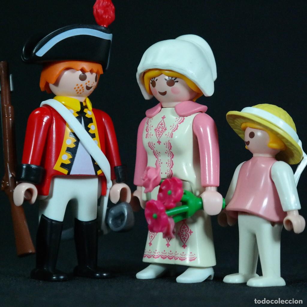 Playmobil: Playmobil soldado ingles con esposa y hija ☼