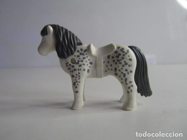 Playmobil: DIFICIL PONY BLANCO MOTEADO PARA NI&Ntilde;O OESTE ANTIGUO PLAYMOBIL