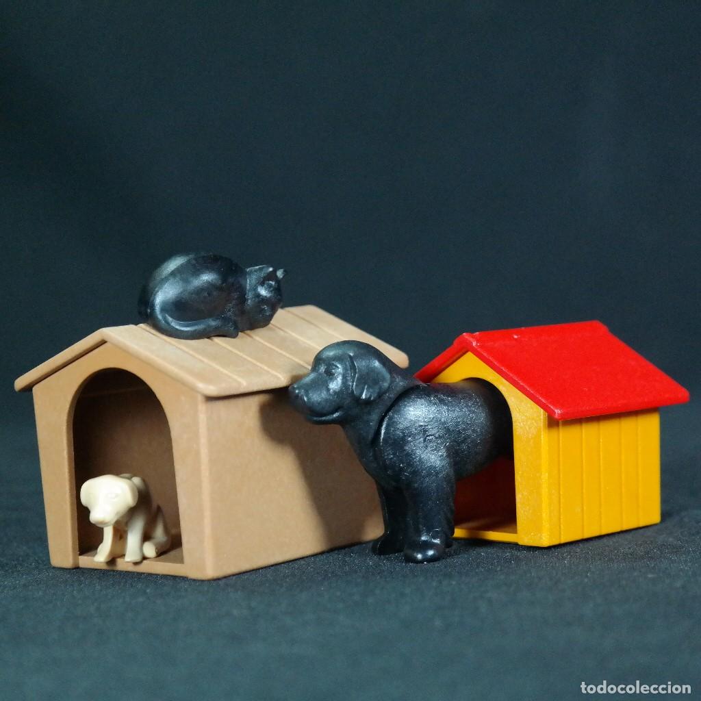 Playmobil: Playmobil dos cuchas con perros y gato ☼