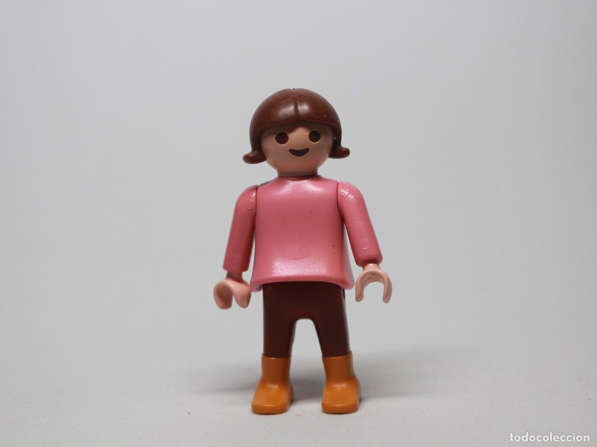 Playmobil: Figura ni&ntilde;o playmobil camiseta rosa pantal&oacute;n marr&oacute;n botas a&ntilde;o 1992