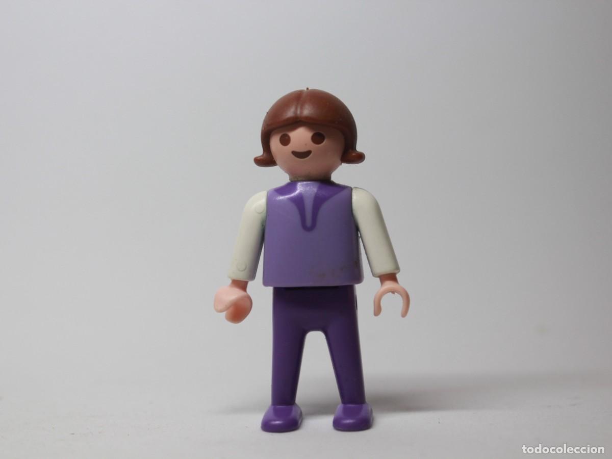 Playmobil: Figura ni&ntilde;o playmobil camiseta blanca chaleco lila pantal&oacute;n lila a&ntilde;o 1991