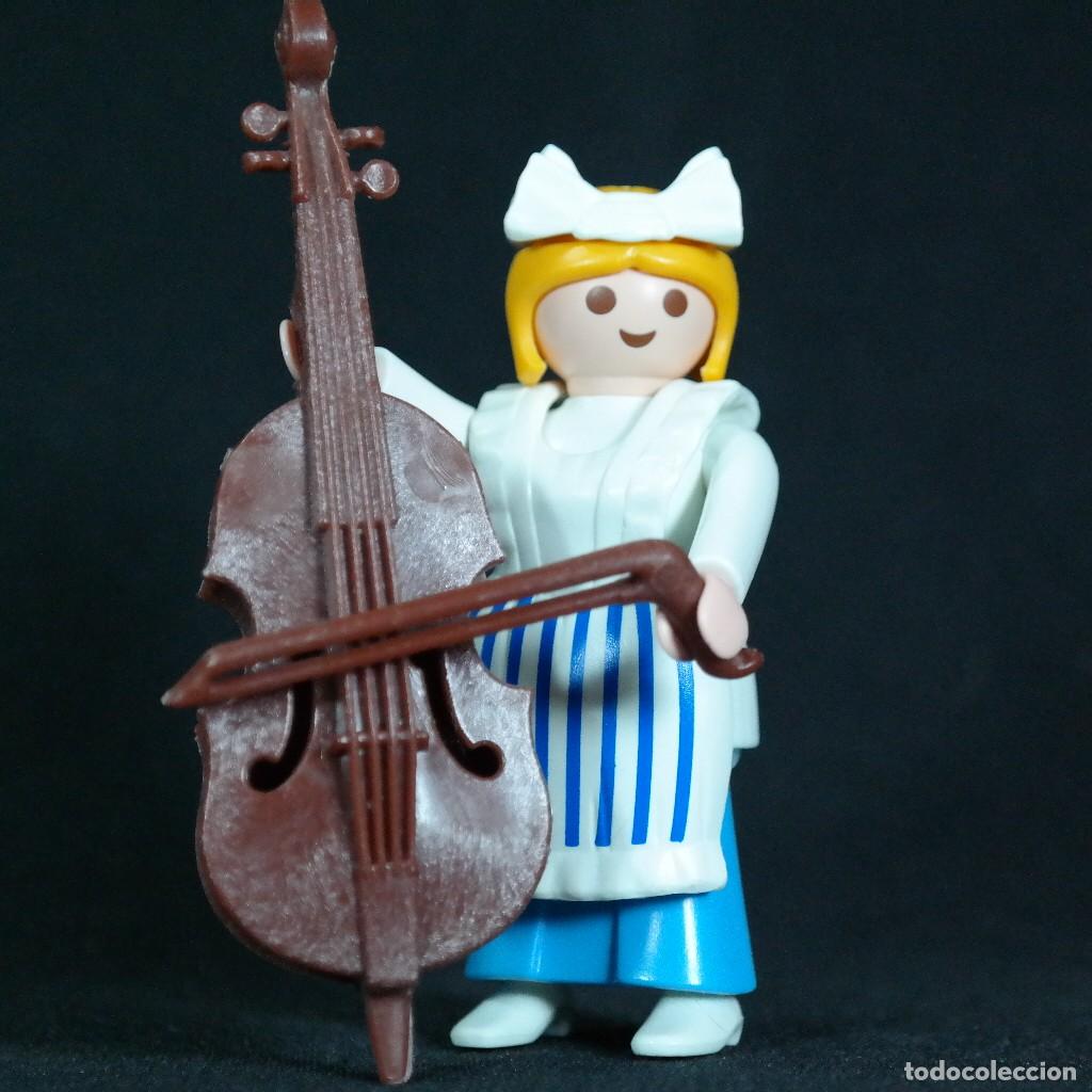 Playmobil: Playmobil mujer con contrabajo ☼