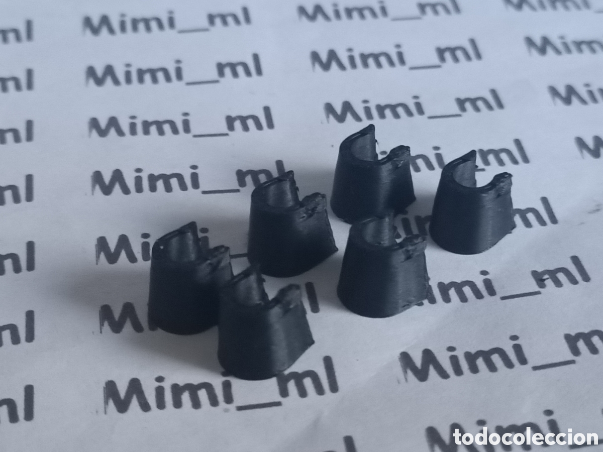 Playmobil: 3 pares pu&ntilde;os negros en impresi&oacute;n 3d compatibles Playmobil