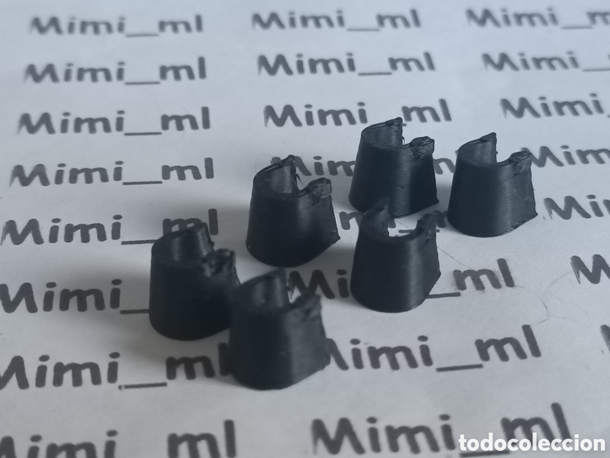 Playmobil: 3 pares pu&ntilde;os negros en impresi&oacute;n 3d compatibles Playmobil