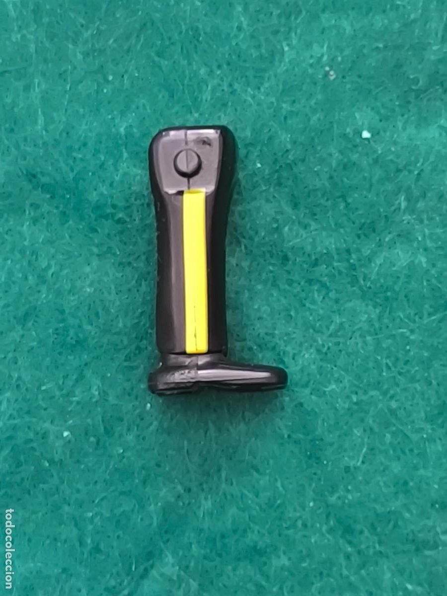 Playmobil: Playmobil piernas negras zapato raya amarilla lateral polic&iacute;as soldados victoriano &eacute;poca piratas