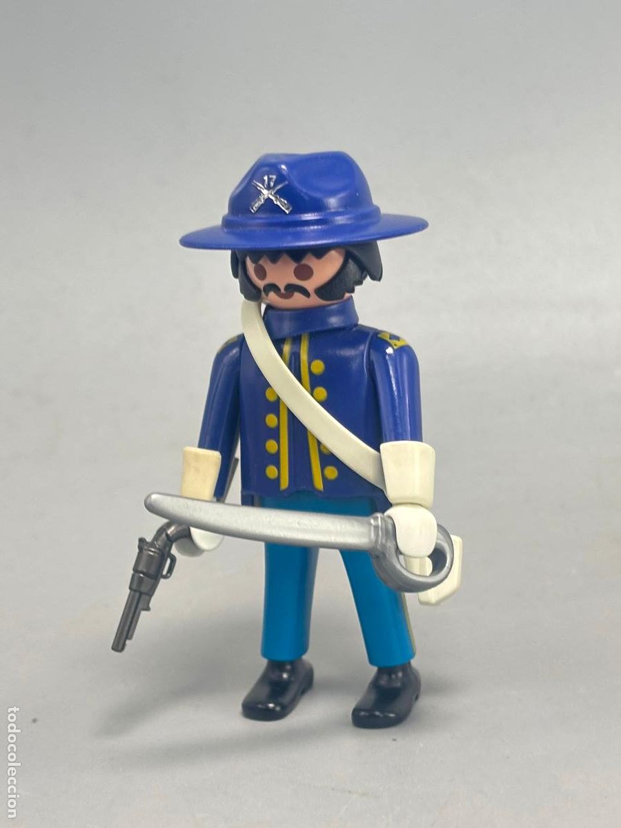 Playmobil: PLAYMOBIL figura capit&aacute;n nordista con espada fuerte oeste