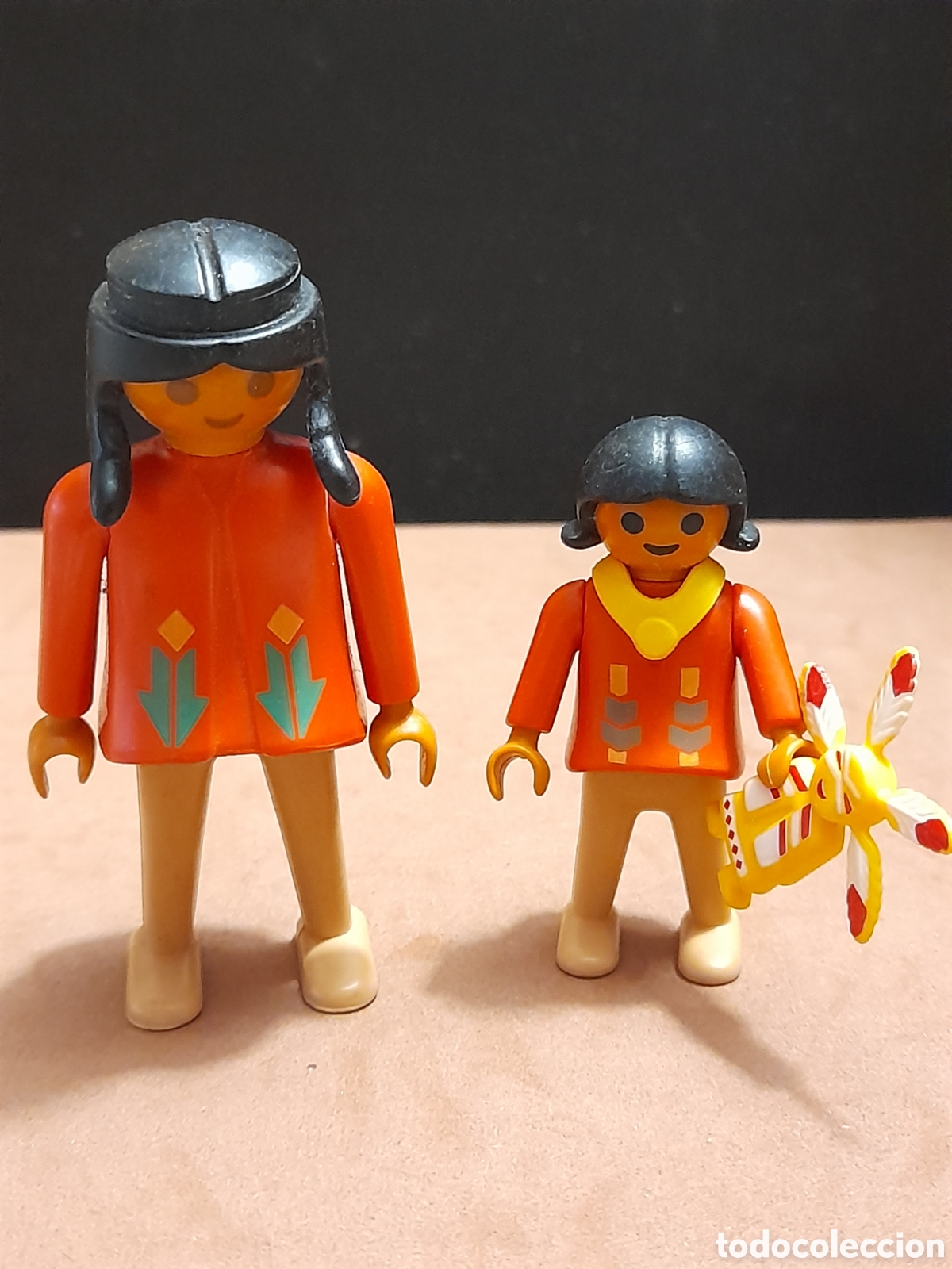 Playmobil: Playmobil figuras, mujer y ni&ntilde;a nativas americanas