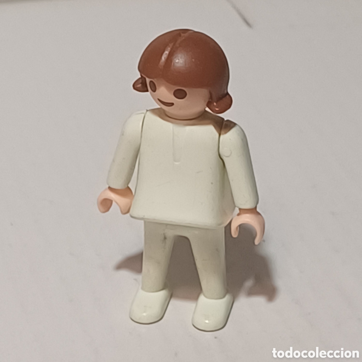 Playmobil: Figura Playmobil ni&ntilde;a vestido blanco con coletas