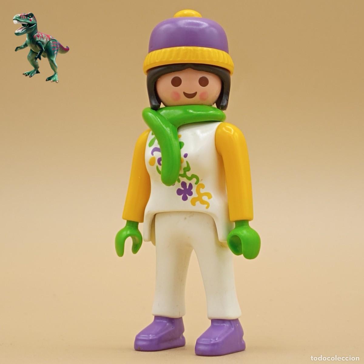 Playmobil: Playmobil figura mujer esquiadora patinadora snowboarder monta&ntilde;era chica esquis nieve inverno 3843