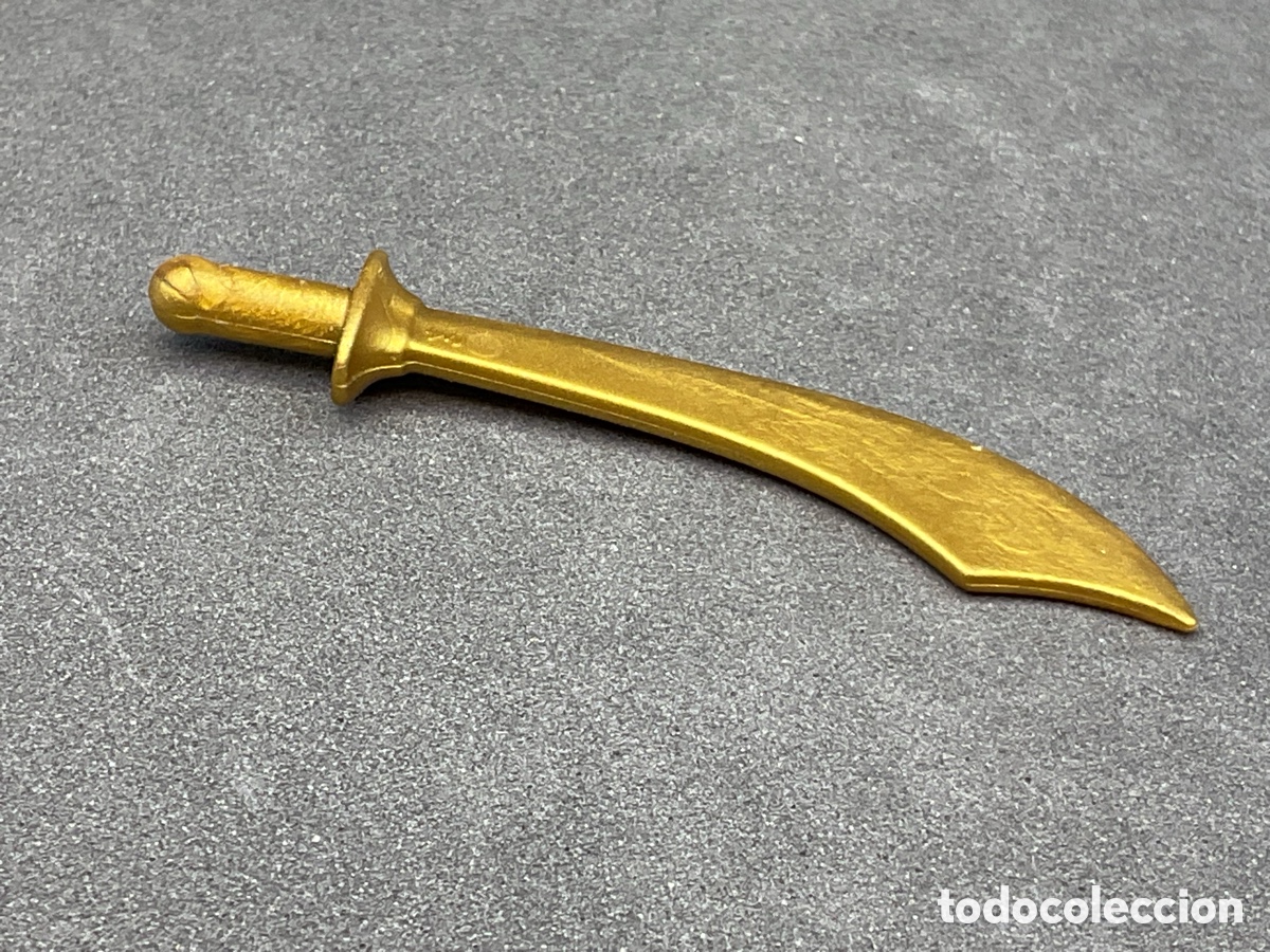 Playmobil: ACCESORIO PLAYMOBIL. SABLE CURVADO, CIMITARRA, COLOR DORADO.