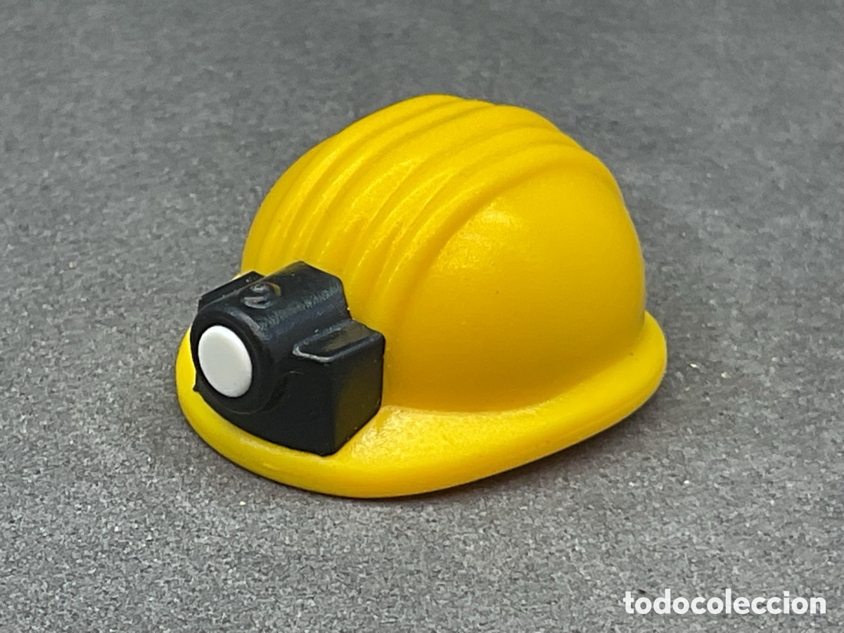 Playmobil: ACCESORIO PLAYMOBIL. CASCO MINERO CON LINTERNA COLOR AMARILLO.