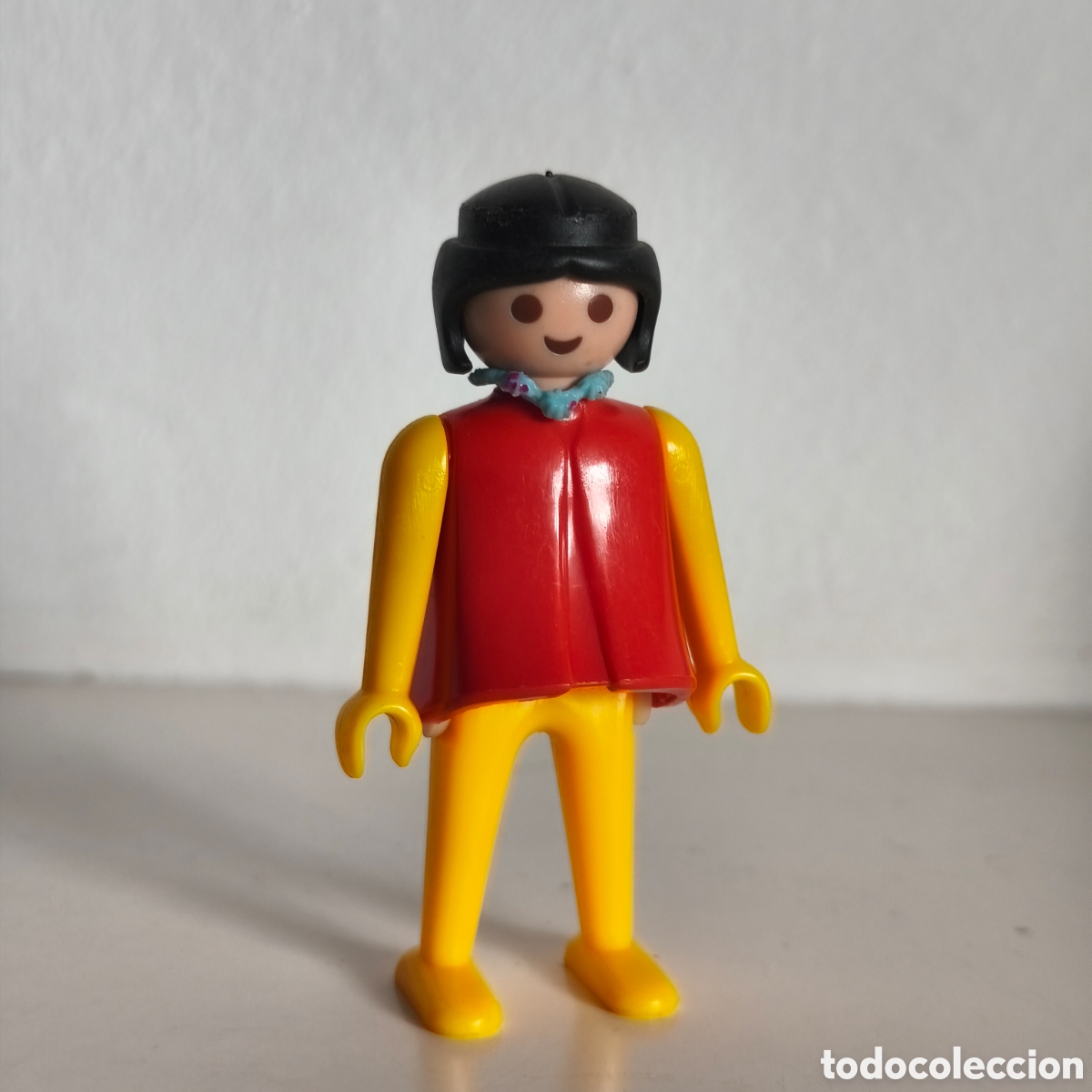 Playmobil: Playmobil / FAMOBIL / Click - mujer vestido rojo y amarillo- GEOBRA 1974, primera &eacute;poca