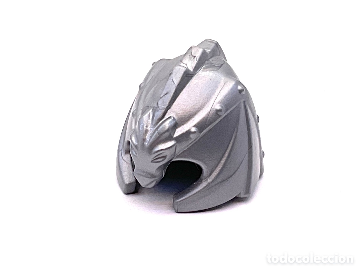 Playmobil: ACCESORIO PLAYMOBIL. CASCO PLATEADO CON DRAG&Oacute;N. REF MEDIEVOLO.