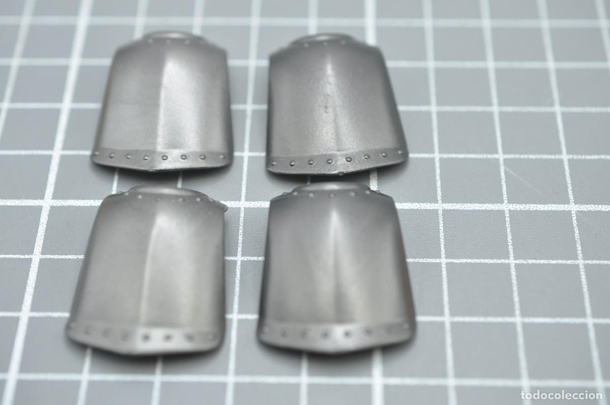 Playmobil: wsk051 Playmobil, 4 petos medievales armaduras