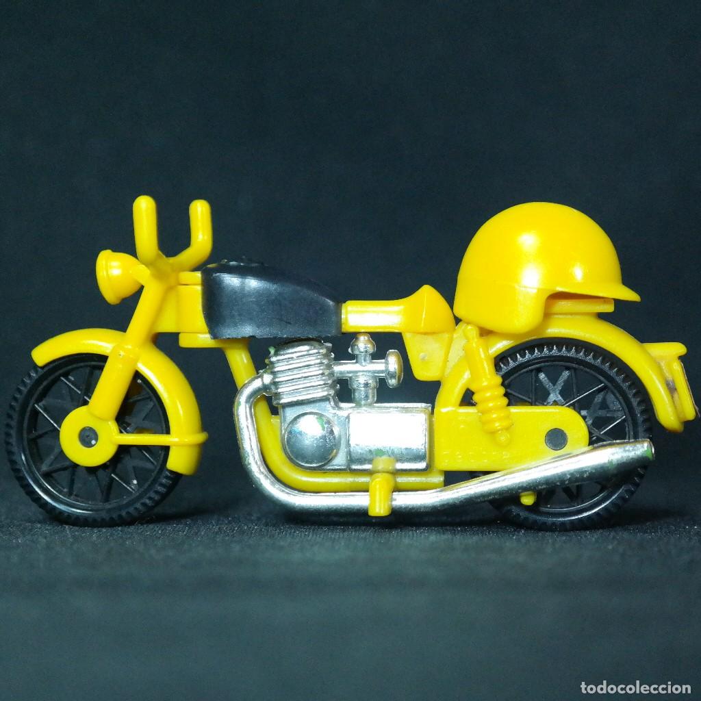 Playmobil: Playmobil moto amarilla usada ☼