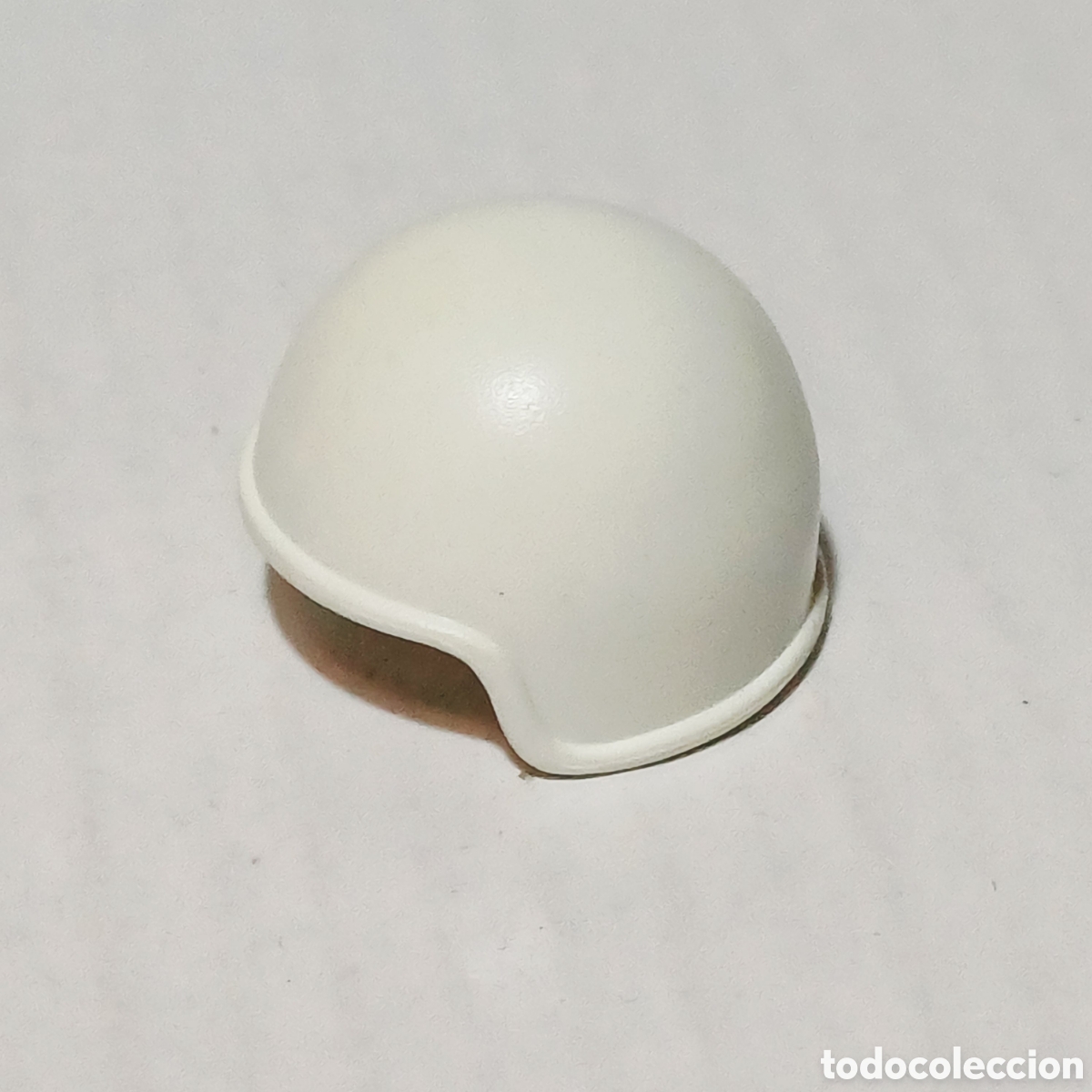 Playmobil: Pieza playmobil casco blanco sin visera salvamento m&eacute;dico helicoptero ref. 3789