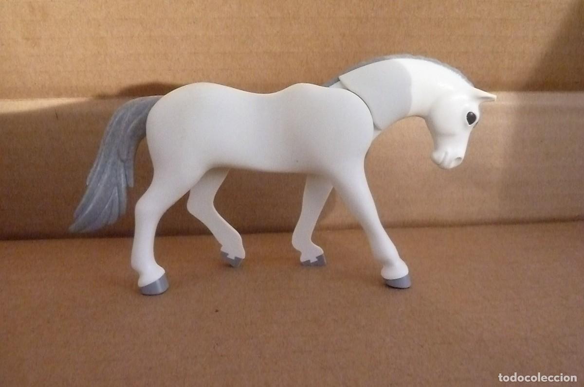 Playmobil: Caballo blanco Playmobil - Foto 1
