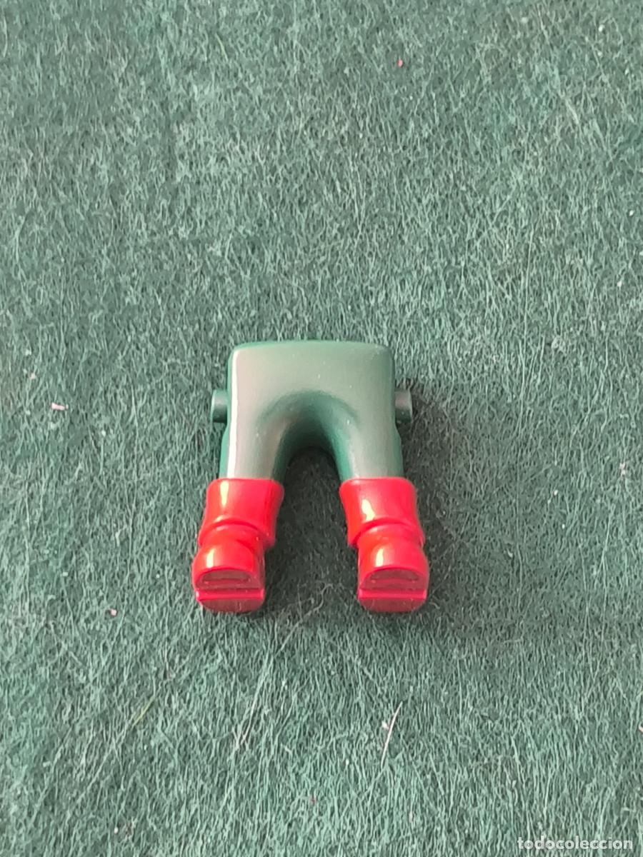 Playmobil: Playmobil piernas verde botas marr&oacute;n para enano medieval vikingos orcos elfos romanos b&aacute;rbaros