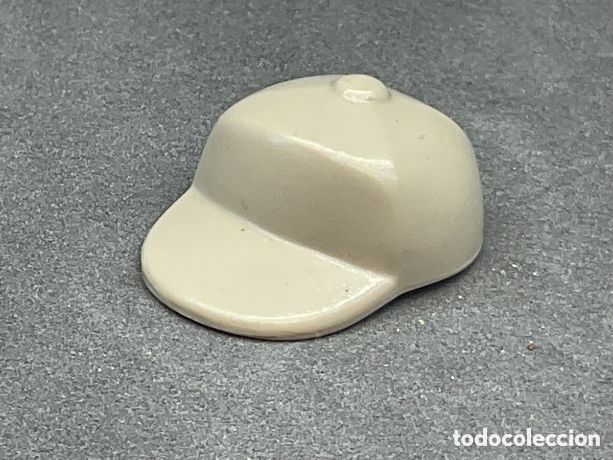 Playmobil: ACCESORIO PLAYMOBIL. GORRA CON VISERA.REF HIPICA, PASEO, ETC