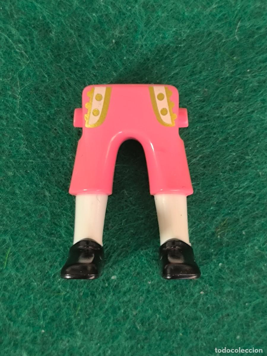 Playmobil: Playmobil piernas pantal&oacute;n rosa medias blancas zapato negro &eacute;poca victoriano napole&oacute;nico piratas